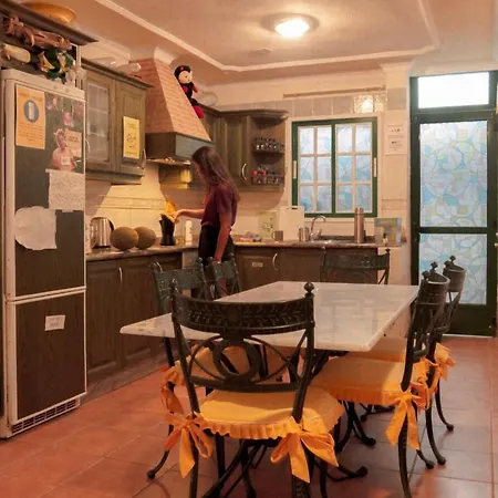 Arena Nest * Puerto de Santiago (Tenerife)