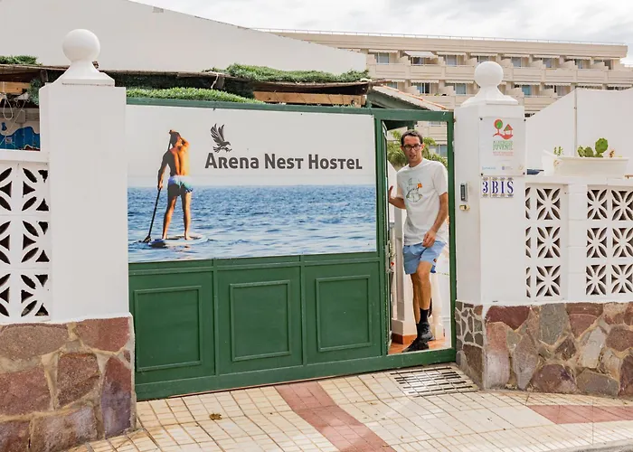 Hostel Arena Nest *