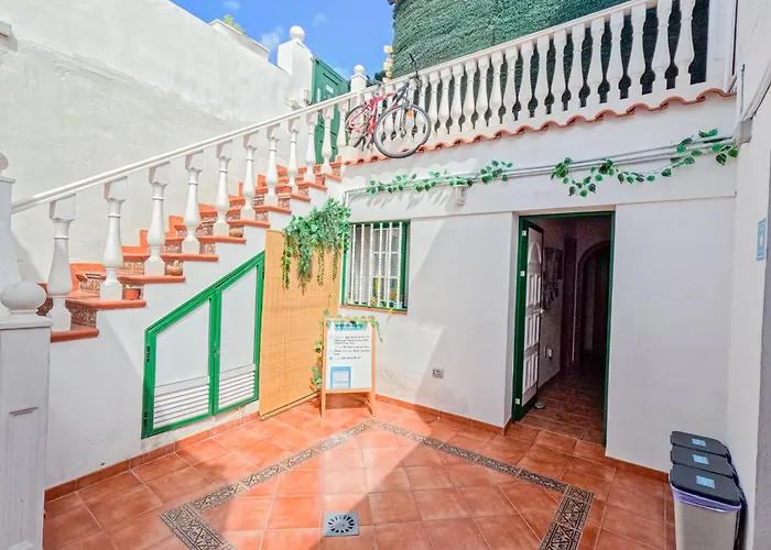 Arena Nest Hostel Puerto de Santiago (Tenerife)